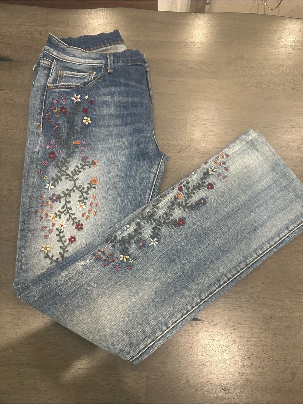 DRIFTWOOD Kelly Strawberry Blossom EMBROIDERED Jeans Size 26 - Picture 5 of 8